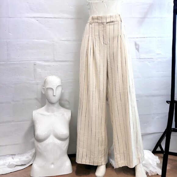 Linen Blend Wide Leg Baggies - Picture 2 of 16